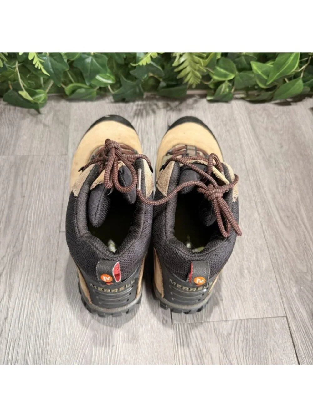 Merrell Phaser Peak Waterproof Men 10.5 Brown Hiking Boots Vibram Leather J53683